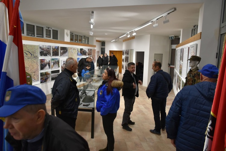 FOTO Noć muzeja u Velikoj Buni: „Sjećanja koja obvezuju“ privukla više od 300 posjetitelja